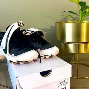 Little Boys- Nike Force Trout 6 Baseball Cleats